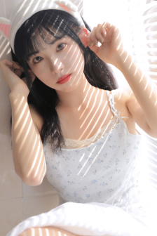 张津瑜